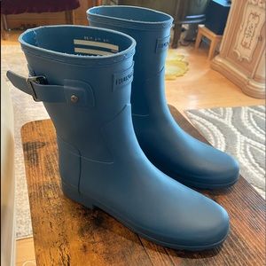 Blue Short Hunter Rain boots size 7